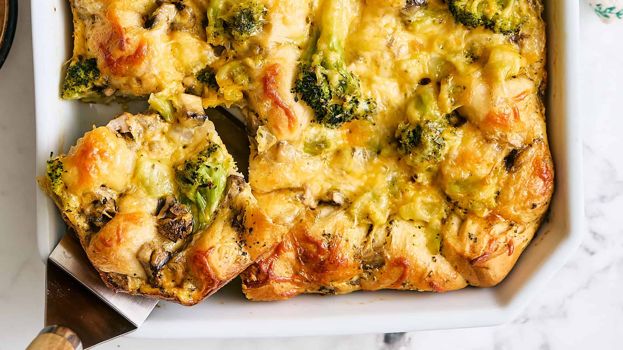 Creamy Broccoli Chicken Casserole with Cheese, healthy baked dish with fresh broccoli, chicken, and melted cheese, easy to prepare, perfect comfort food for dinner or family gatherings.