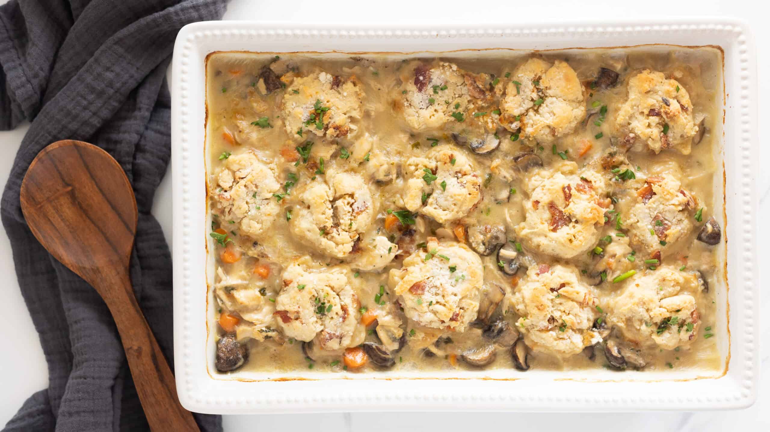 Chicken and Biscuit Cobbler - Hey Recipe