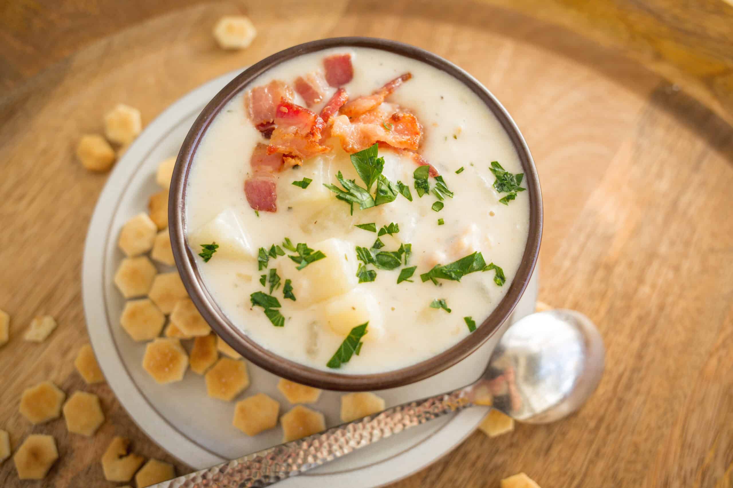 Cozy Clam Chowder - Hey Recipe